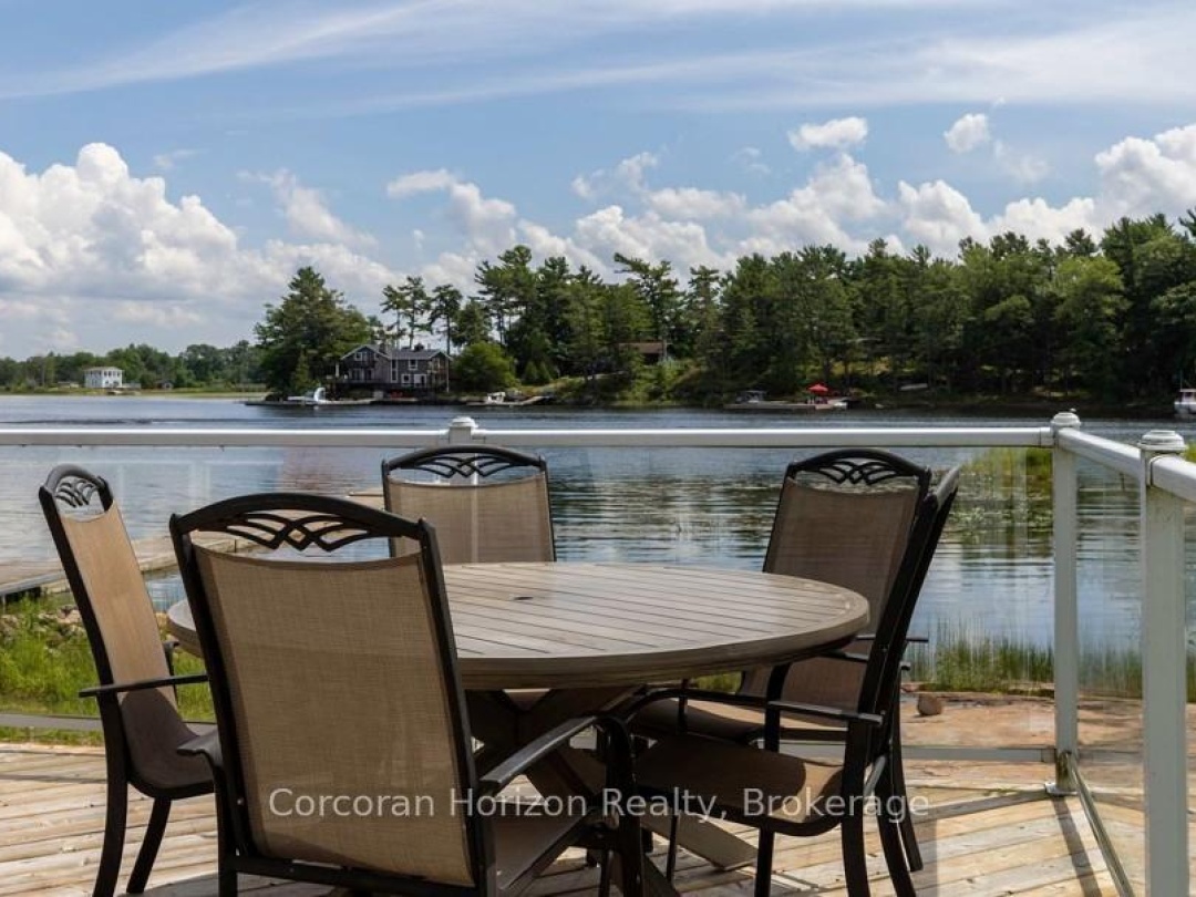 64 Wolverine Beach Road, Georgian Bay