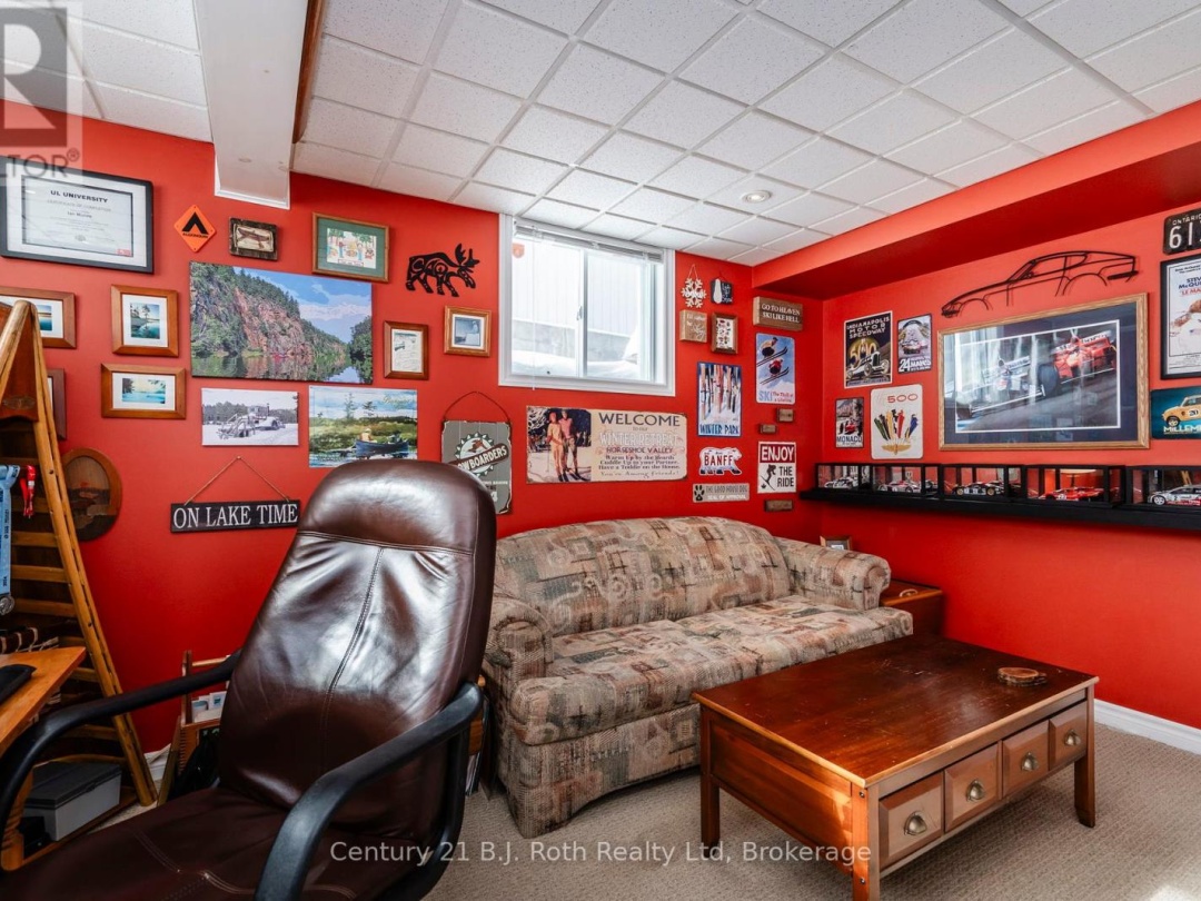 18 BOURGEOIS BEACH ROAD, Tay (Victoria Harbour)
