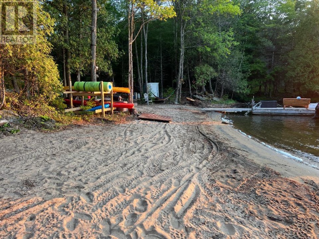 15212 GEORGIAN BAY SHORE,