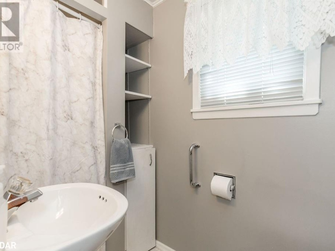 93 Jarvis Street, Orillia