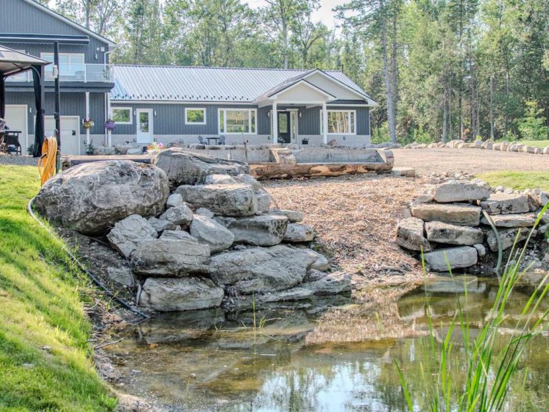 9 LYTLE LANE, 
