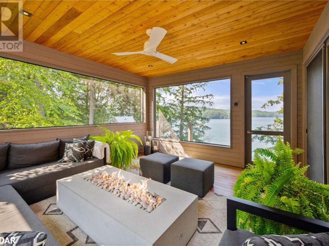 124 Claren Crescent Crescent, Lake Vernon