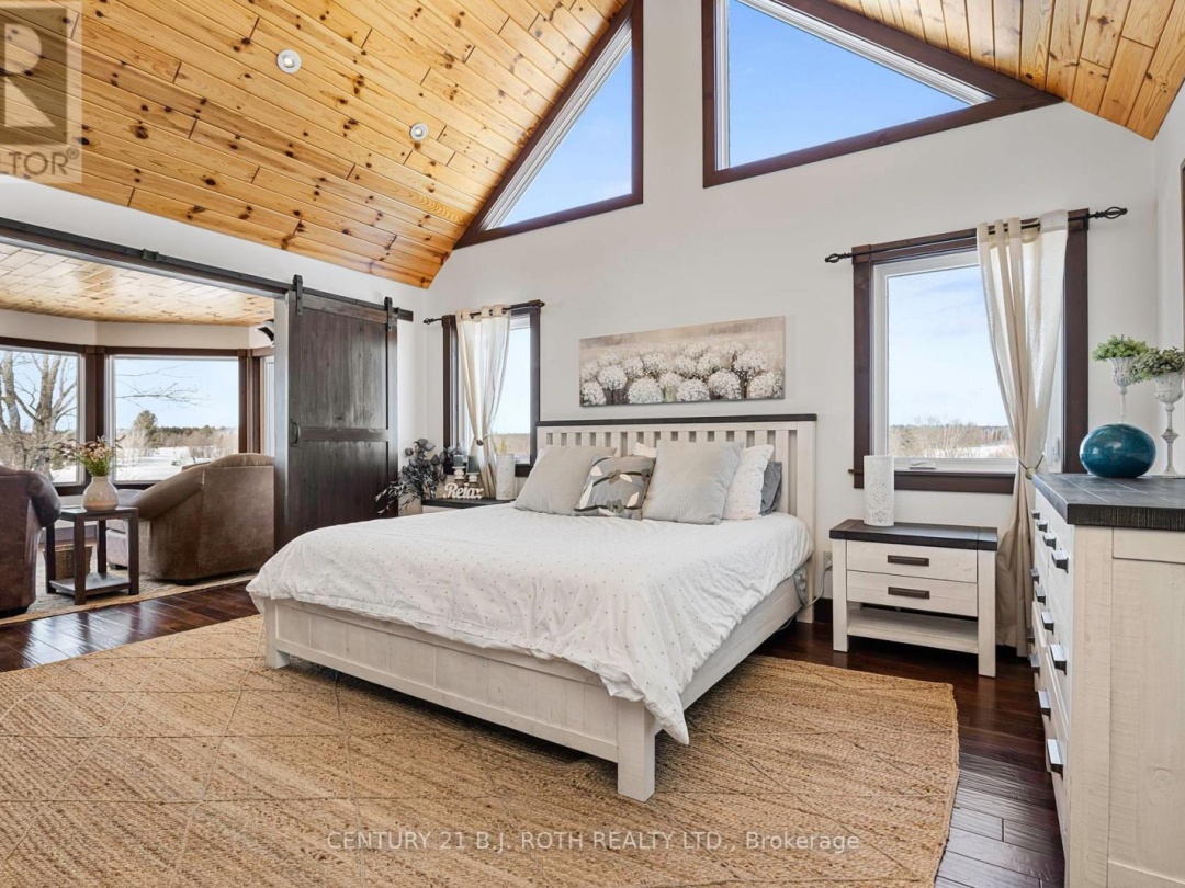64 MCCORDS ROAD, Manitouwabing River