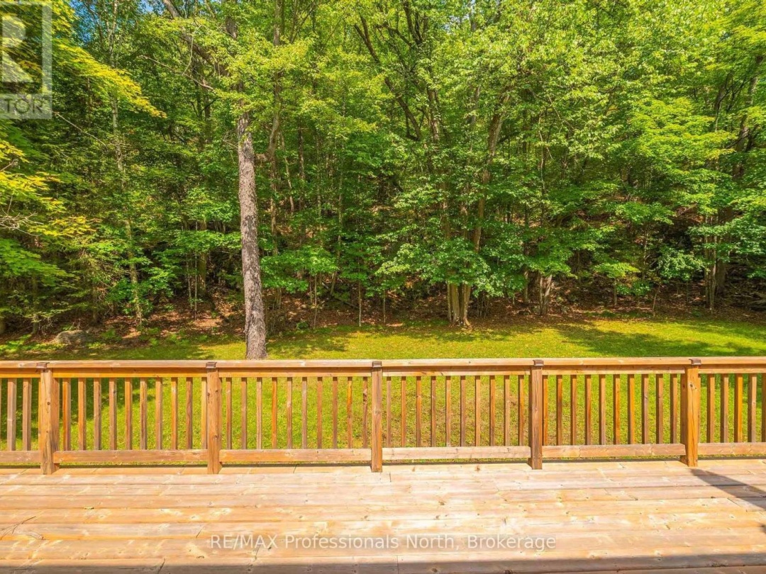 2499 KENNISIS LAKE ROAD, 