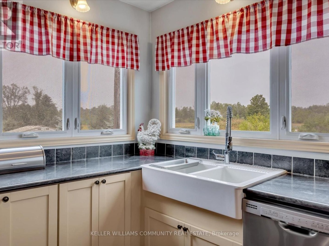 372 COUNTY ROAD 41 ROAD, 