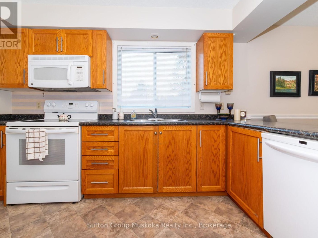 7 GLENWOOD DRIVE, 