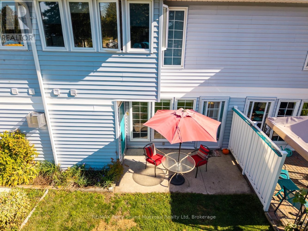 18 GEORGIAN BAY AVENUE, 