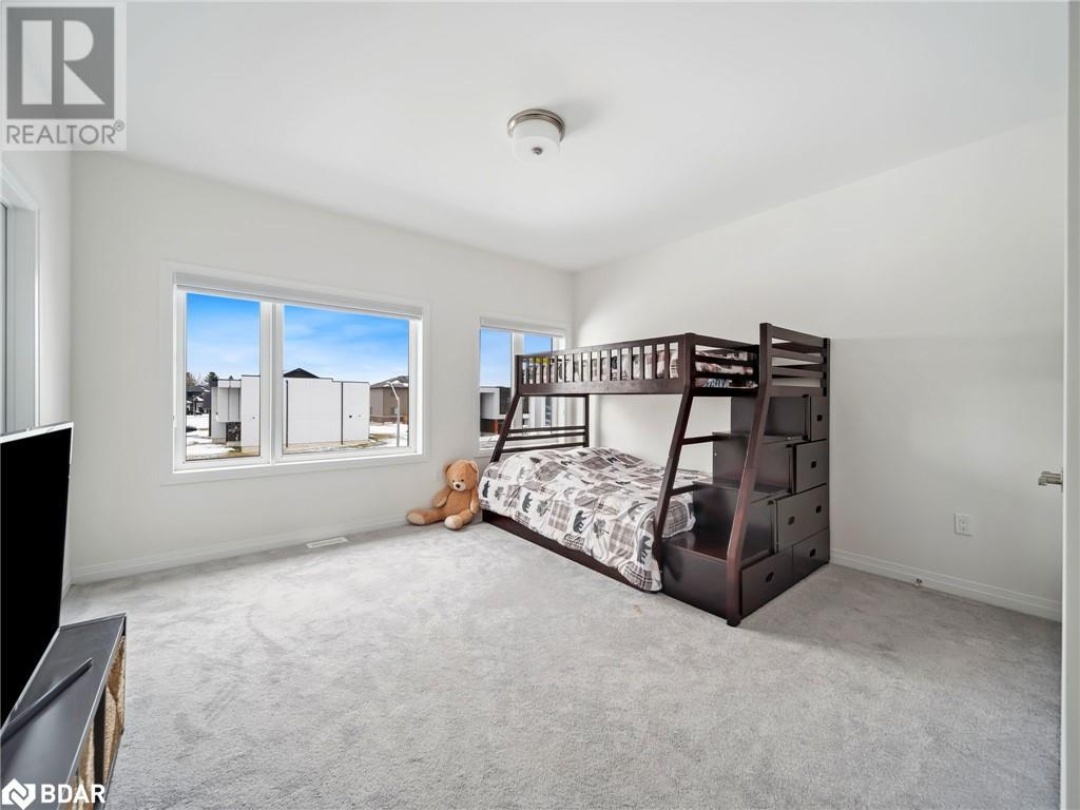 3727 Quayside Drive, Severn