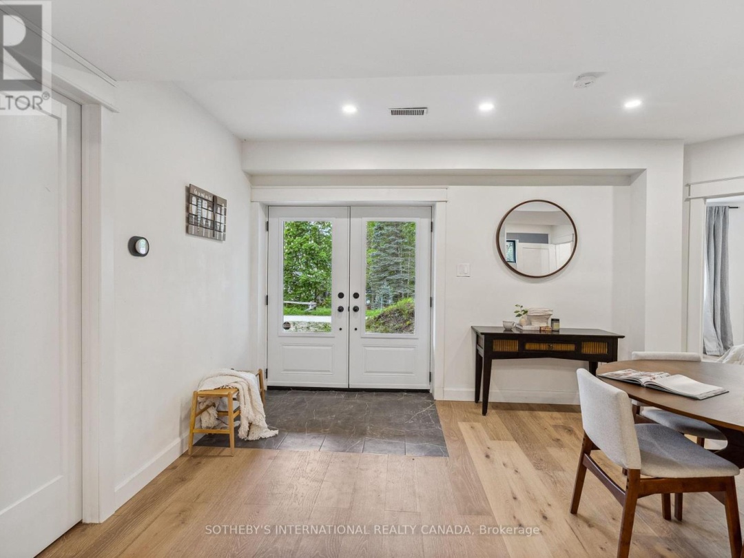 25 SILVER BIRCH STREET, 