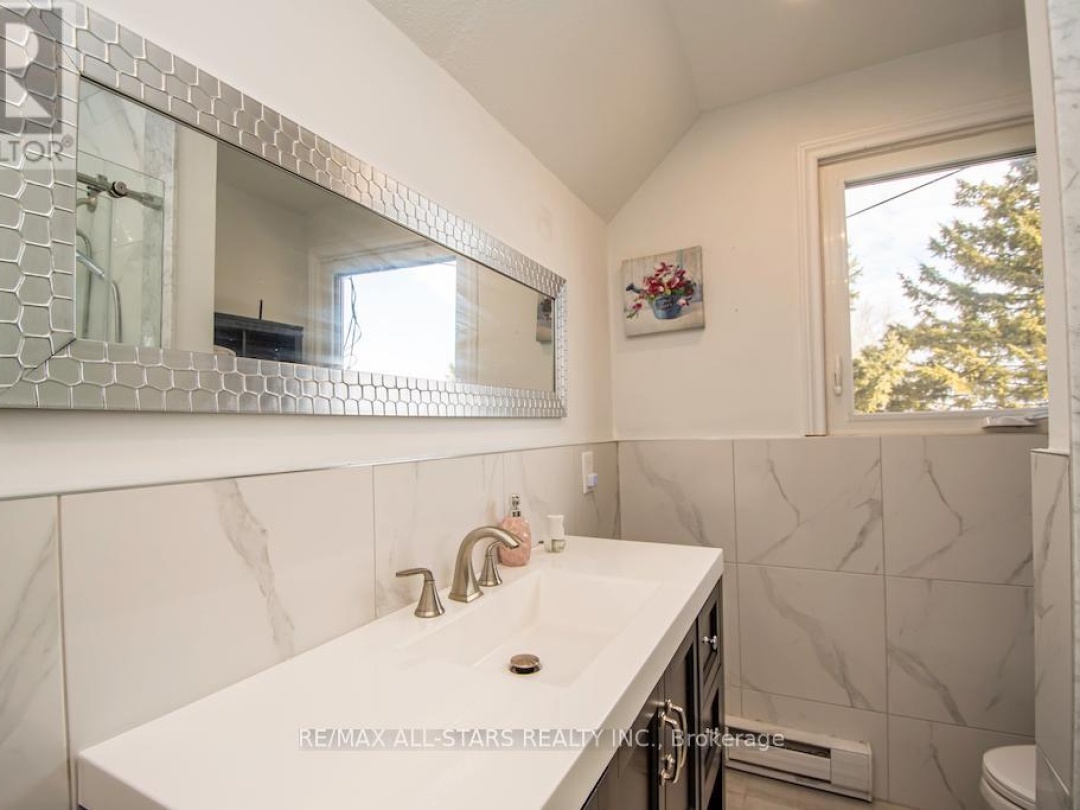 122 FENELON DRIVE, 