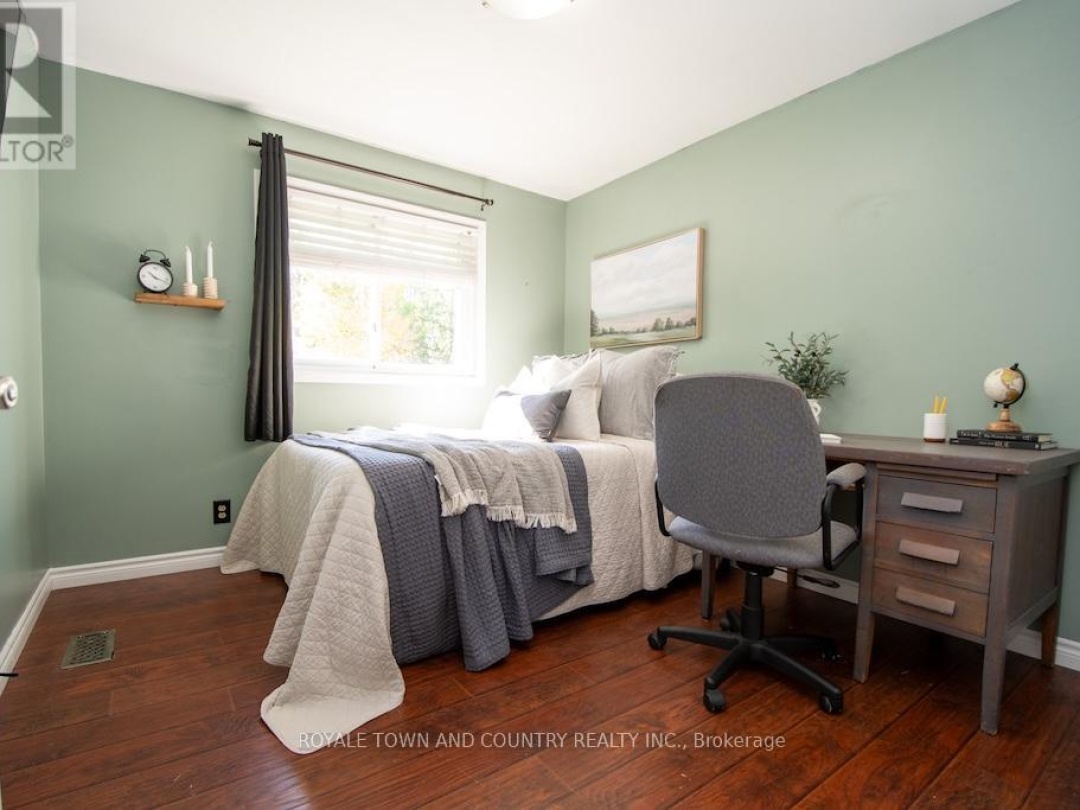 187 SKYLINE ROAD, 