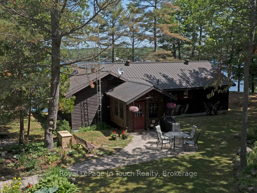 211 PICKEREL POINT ROAD, 