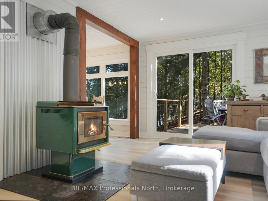 1005 OSGOODE ROAD, 