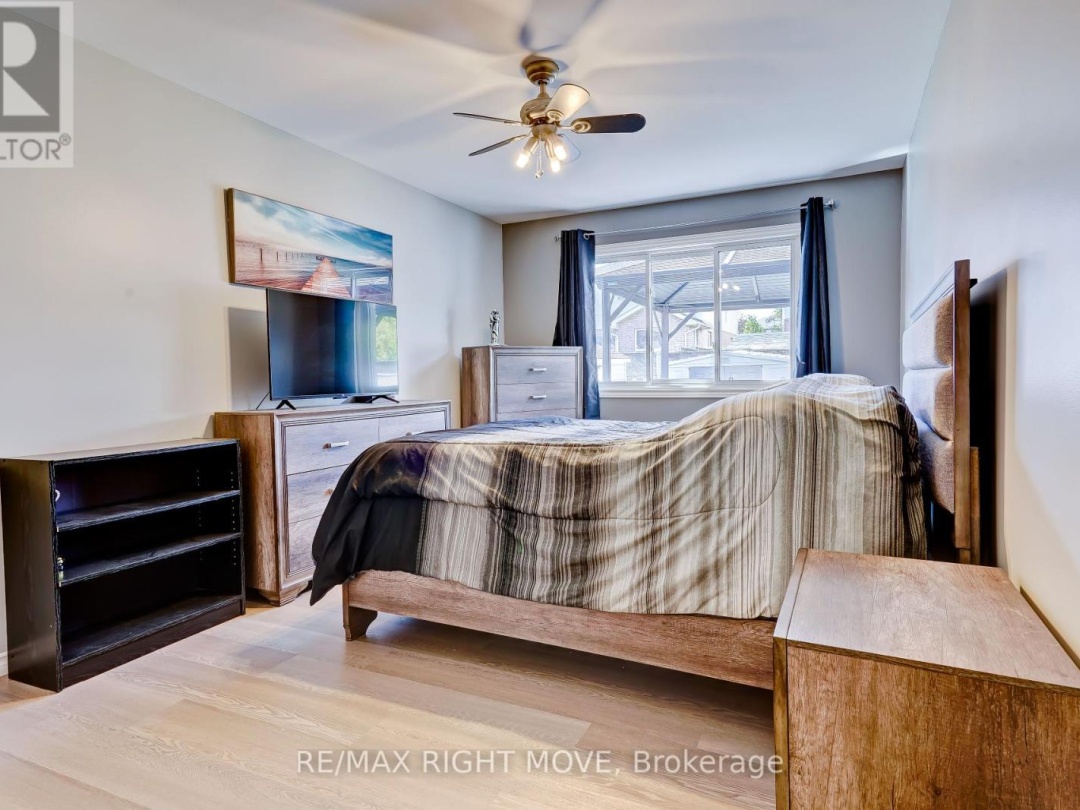 32 JULIA CRESCENT, 