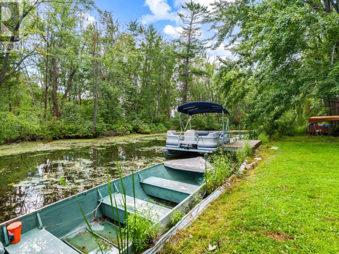 2656 WESTSHORE CRESCENT, 
