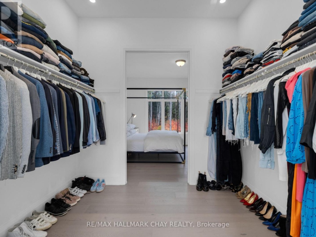 72 GEORGIAN GRANDE DRIVE, 