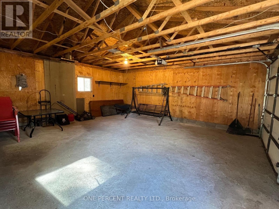 314 Riverside Drive, Pigeon Lake