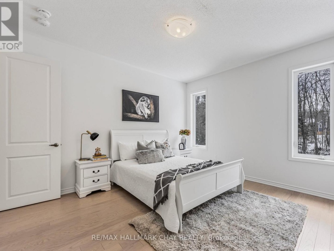 12 DYER CRESCENT, 