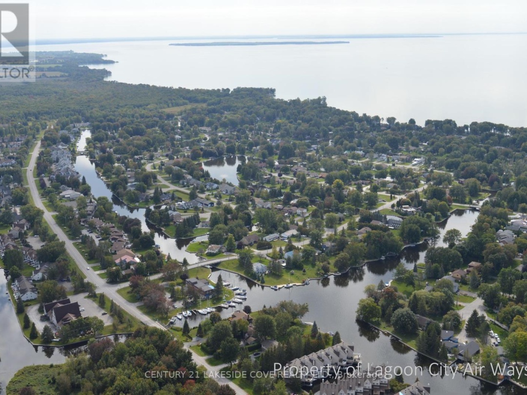 Unit 6 70 Laguna Parkway, Lake Simcoe