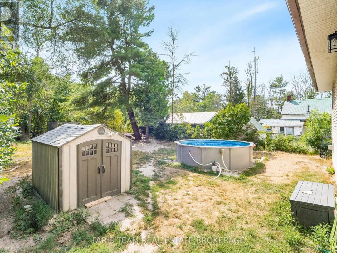 8304 COUNTY ROAD 169, 