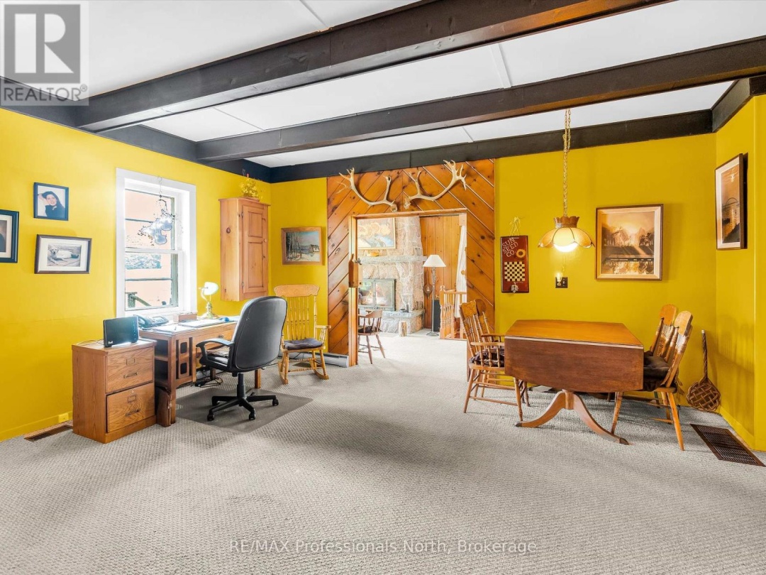 1069 KIRK LINE E, 