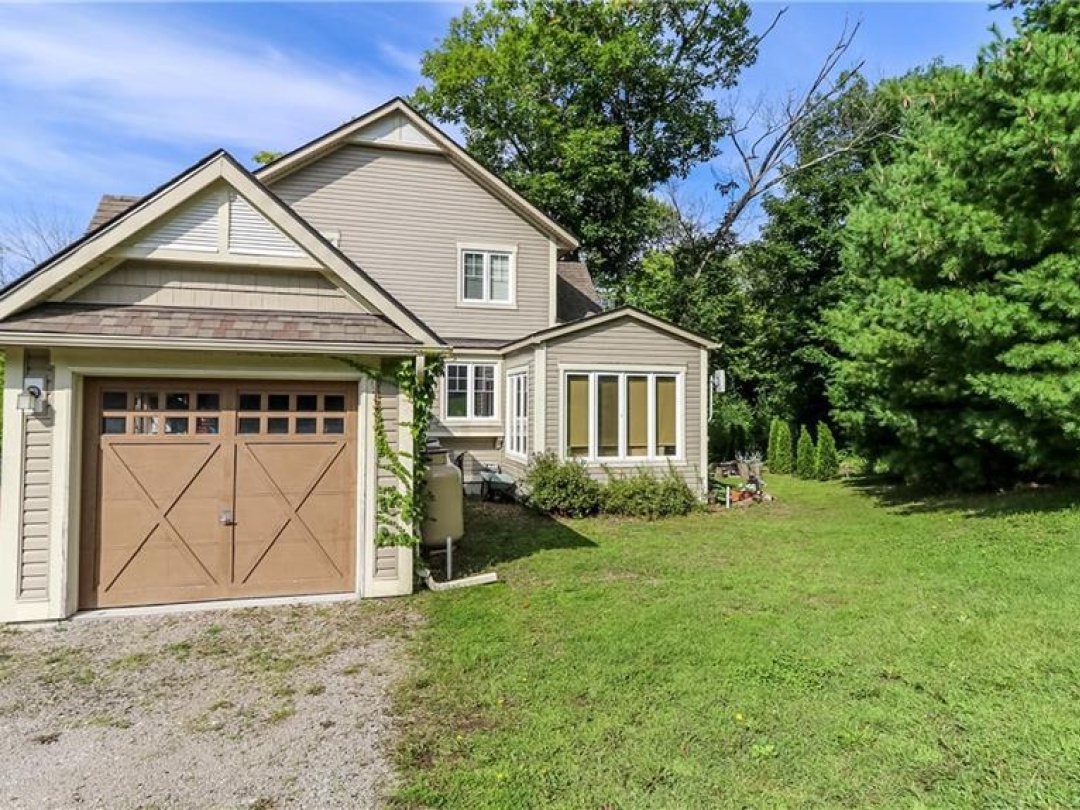 22 Marina Village Drive, Georgian Bay