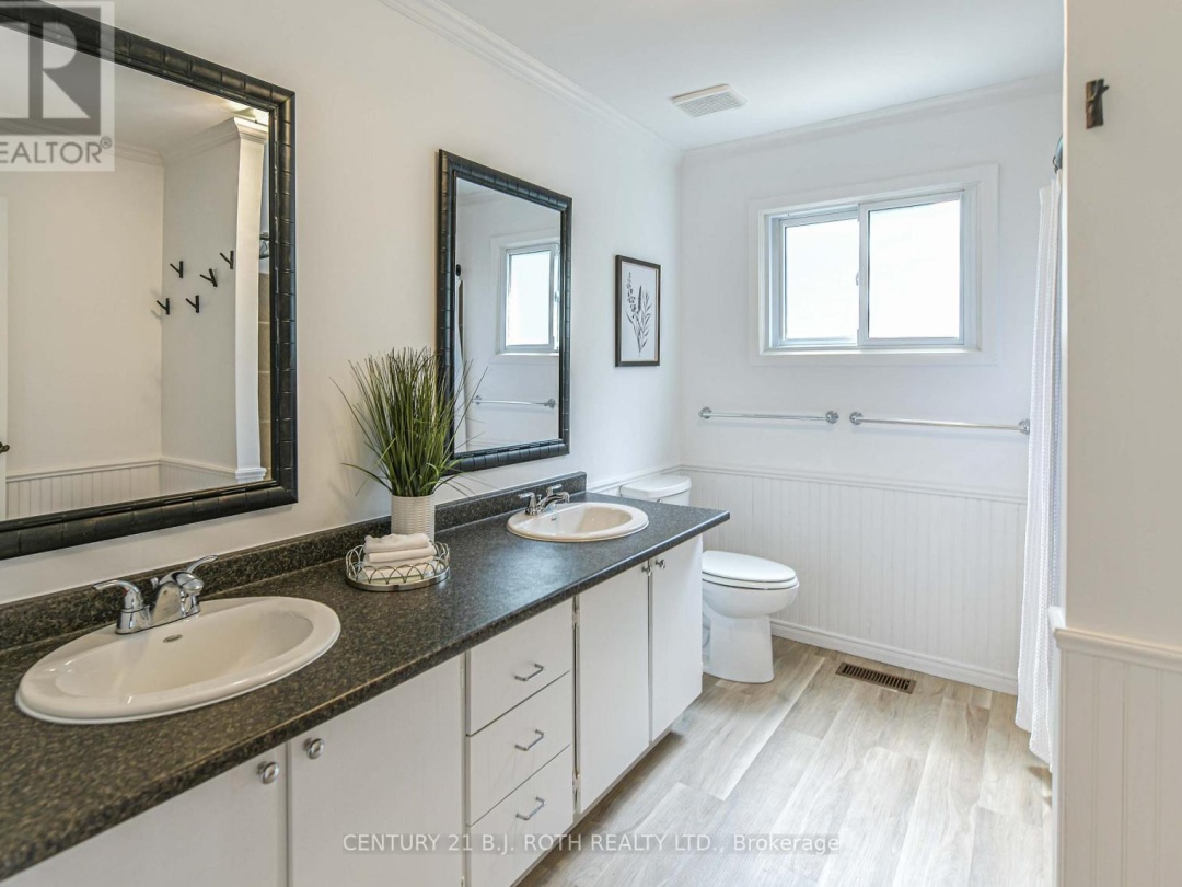 71 CAMPBELL BEACH ROAD, 