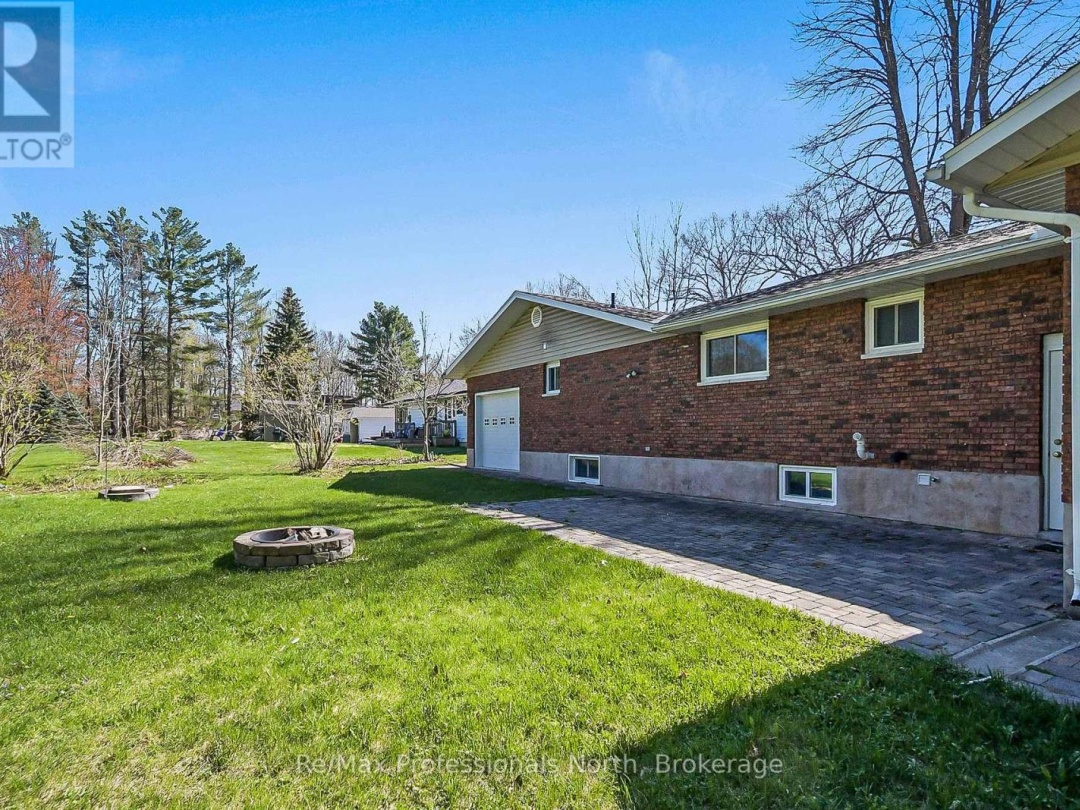 150 Robinson Lane, Lake Muskoka