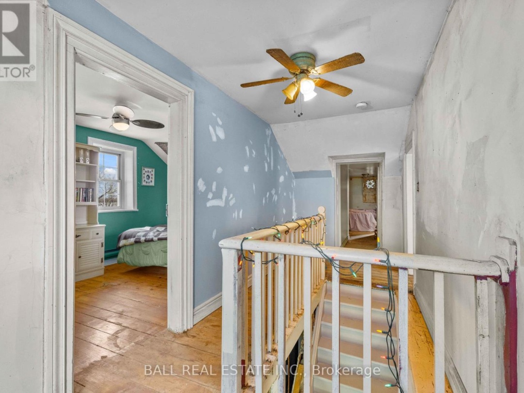 589 COUNTY ROAD 8, 