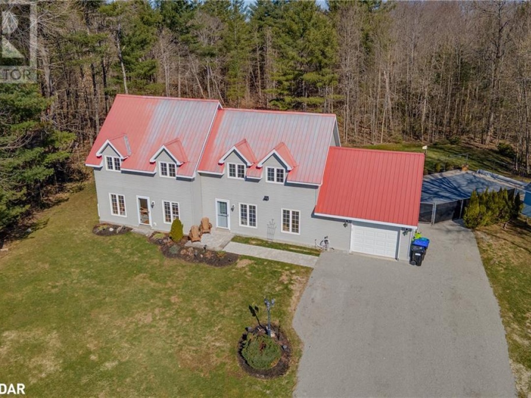 1572 Laughlin Falls Road, Coldwater