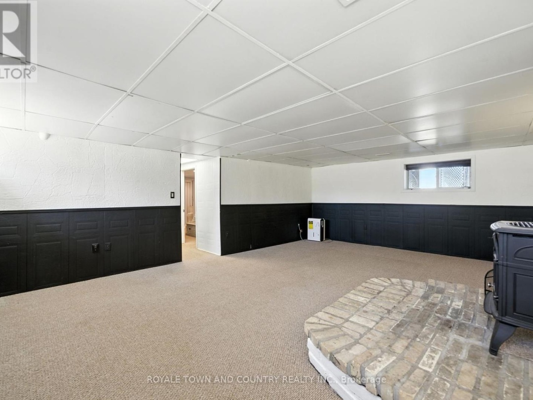 128 PEARNS ROAD, 