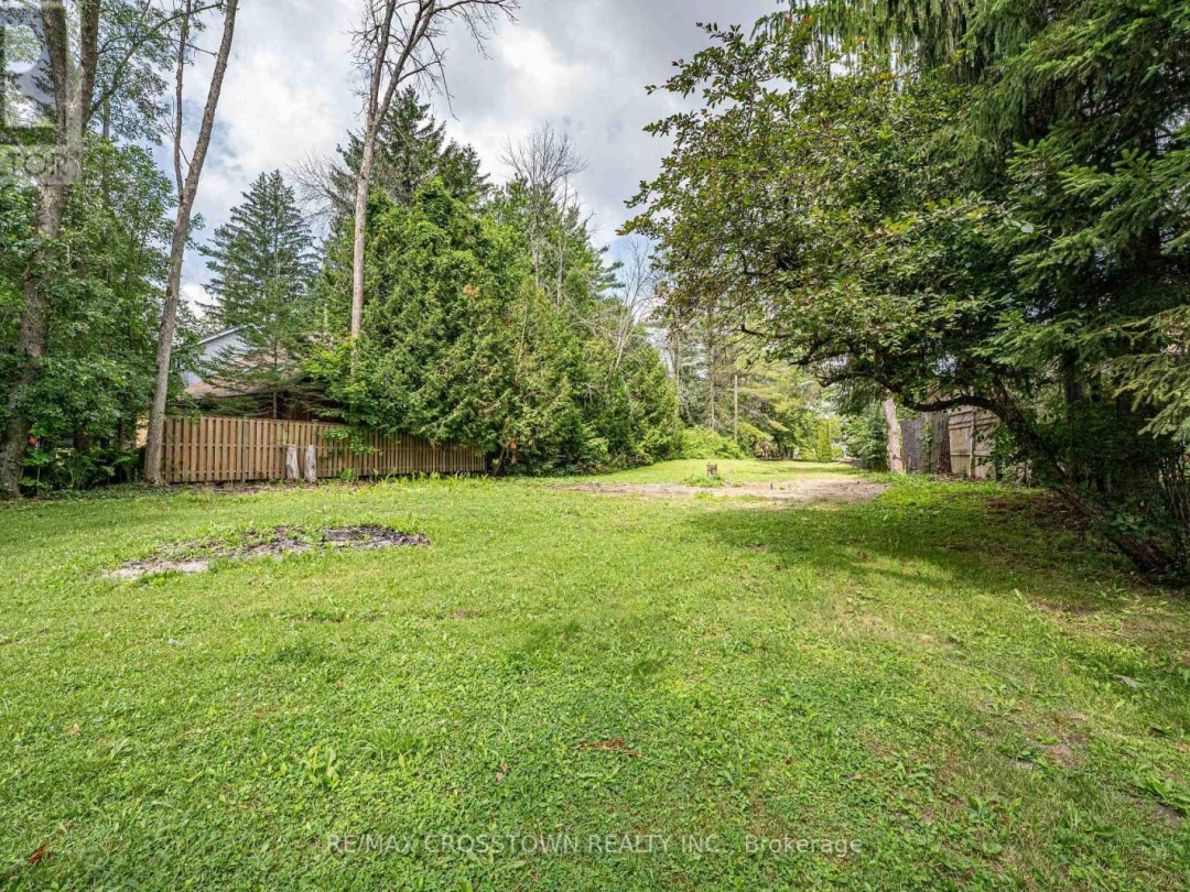 1705 PENINSULA PT ROAD,