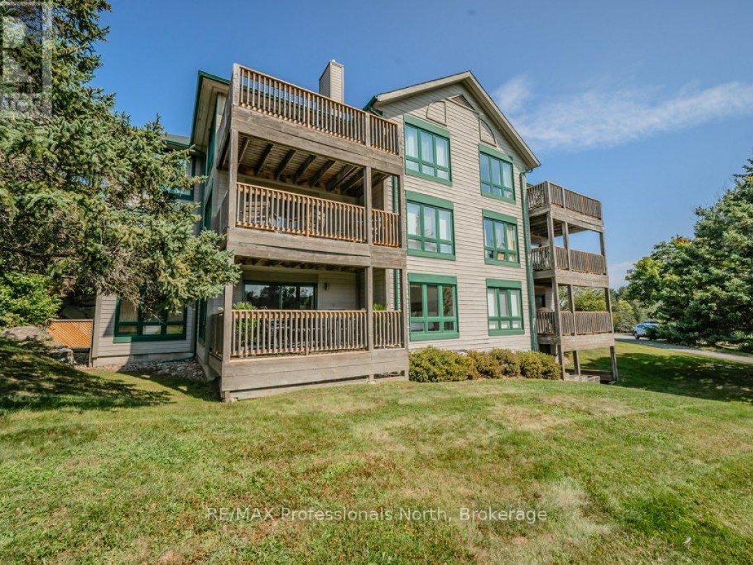 105 - 33 DEERHURST GREENS, Peninsula Lake