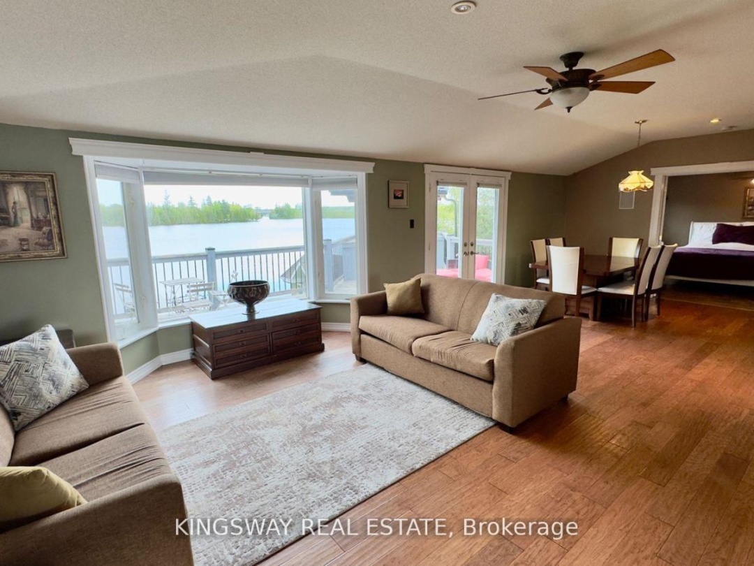 18 MITCHELLVIEW ROAD, 