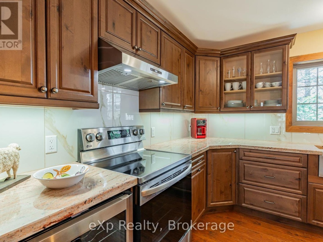 35 KEEFER STREET, 