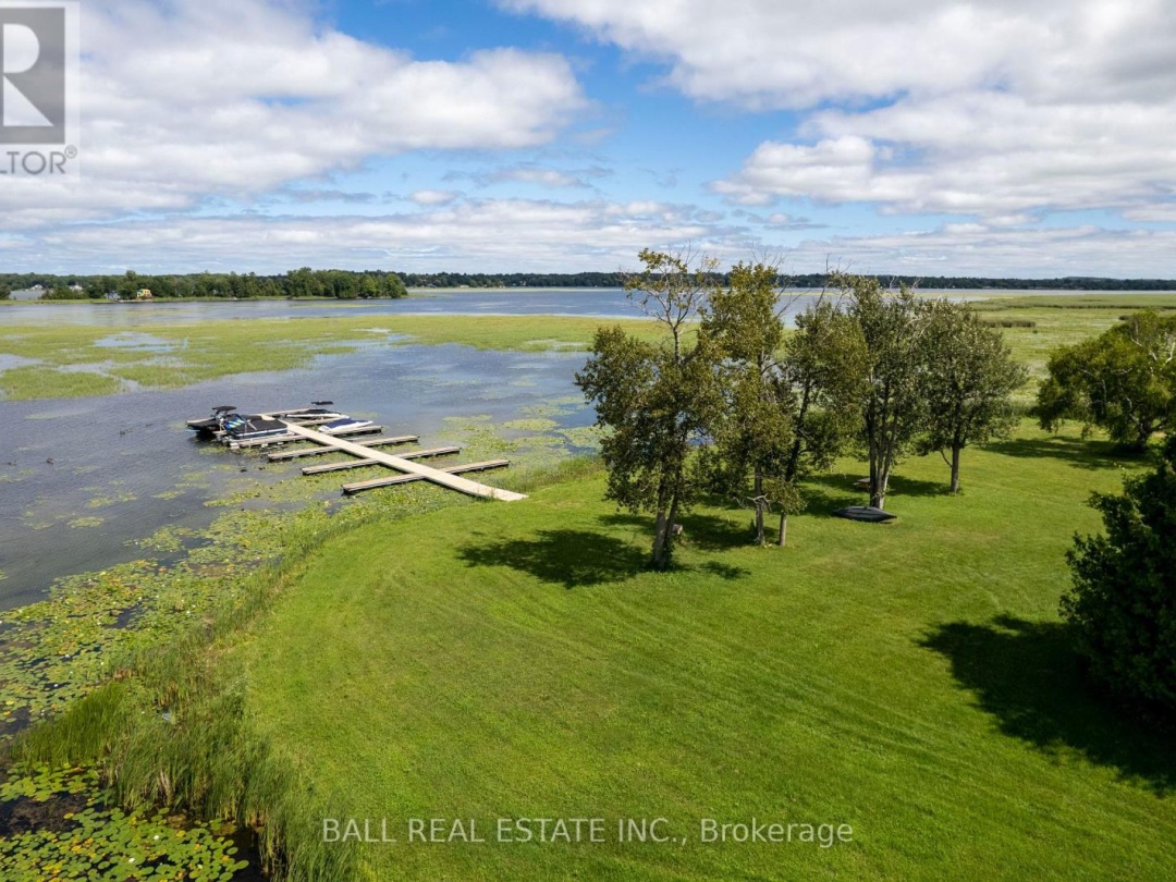 49 LAKEVIEW CRESCENT, Pigeon Lake