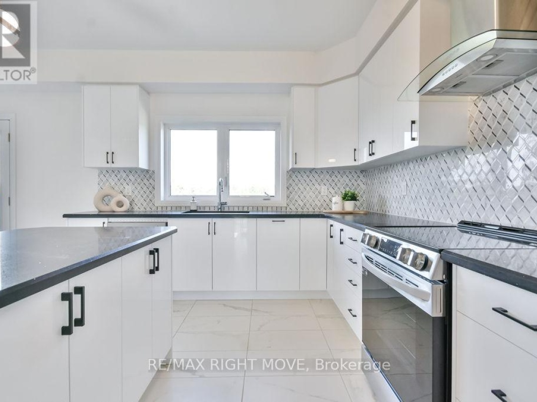 3721 QUAYSIDE DRIVE, 