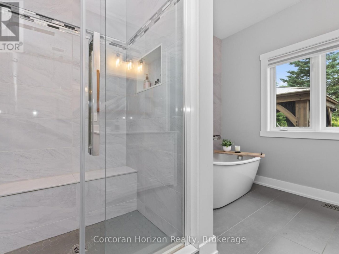 12 REIDS RIDGE, 