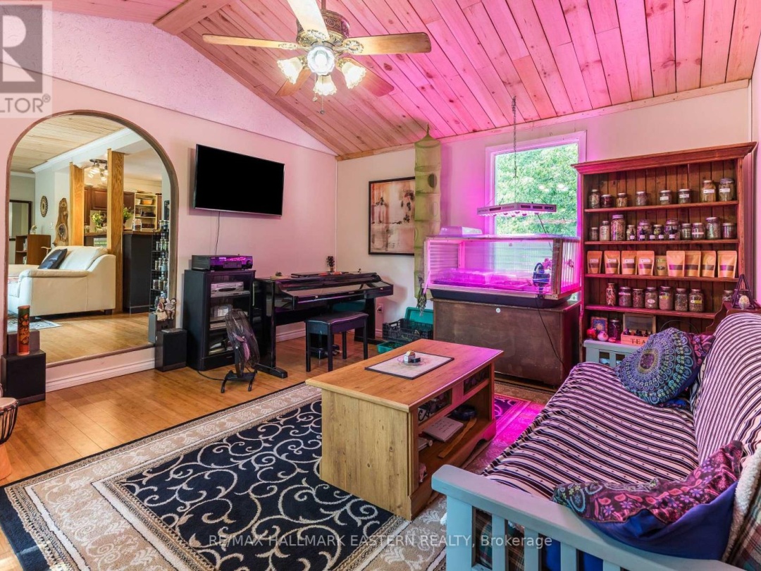 55 KENNEDY DRIVE, 