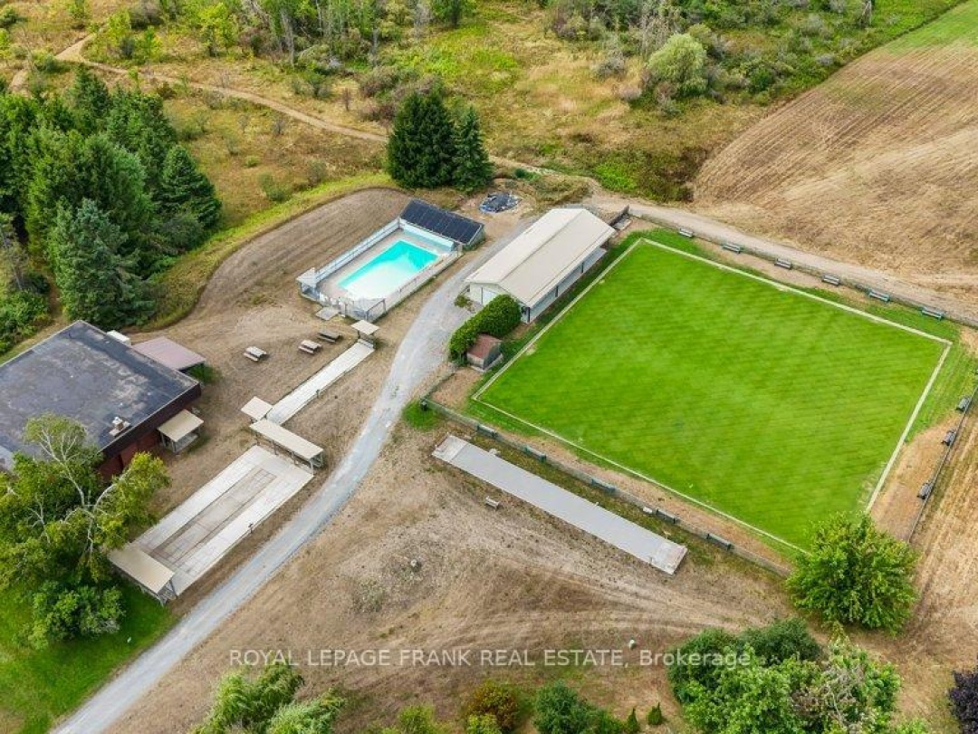 357 THE CAPTAINS CORNERS, 