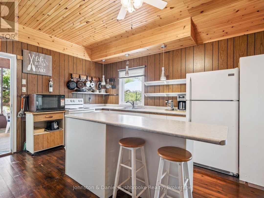 148 SMOOTH ROCK ROAD, 