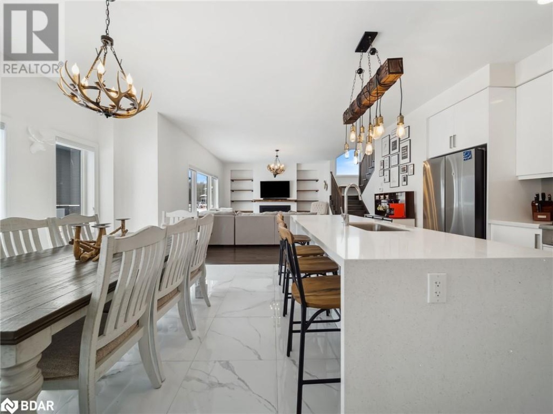 3727 Quayside Drive, Severn