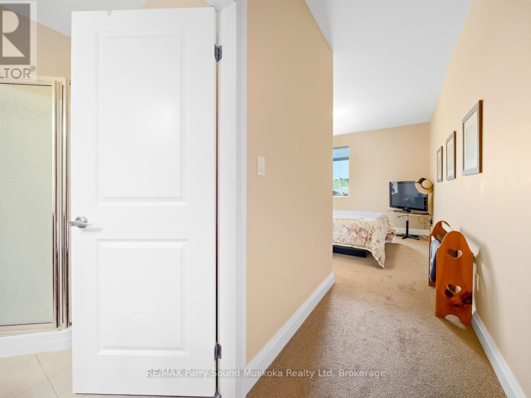 304 20 Silver Birch Court, Parry Sound