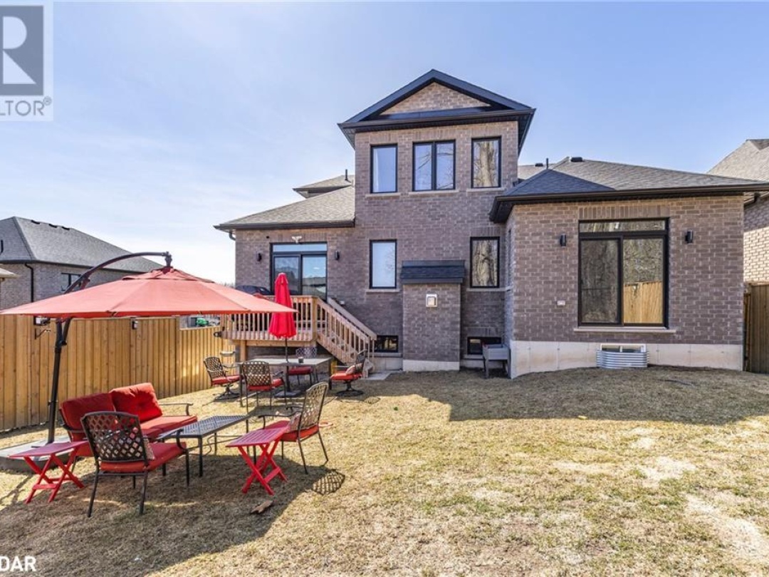 3075 Orion Blvd Boulevard, Orillia