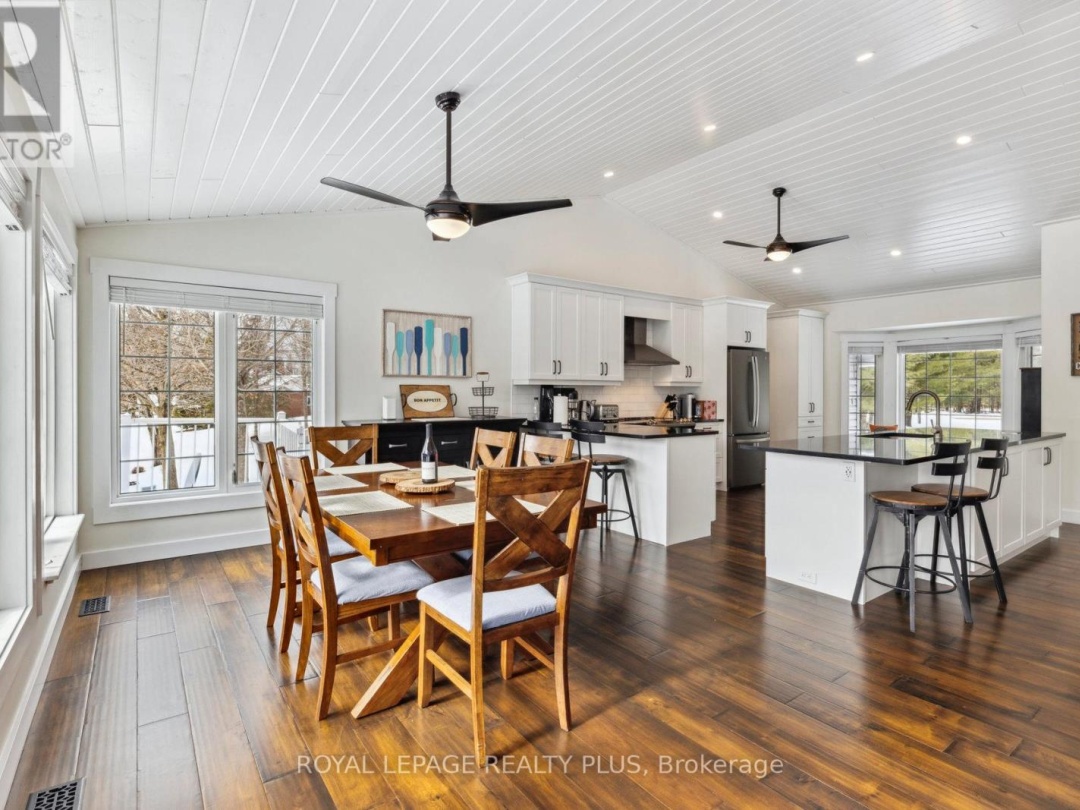 16 BLACK BEAR DRIVE, Burnt River