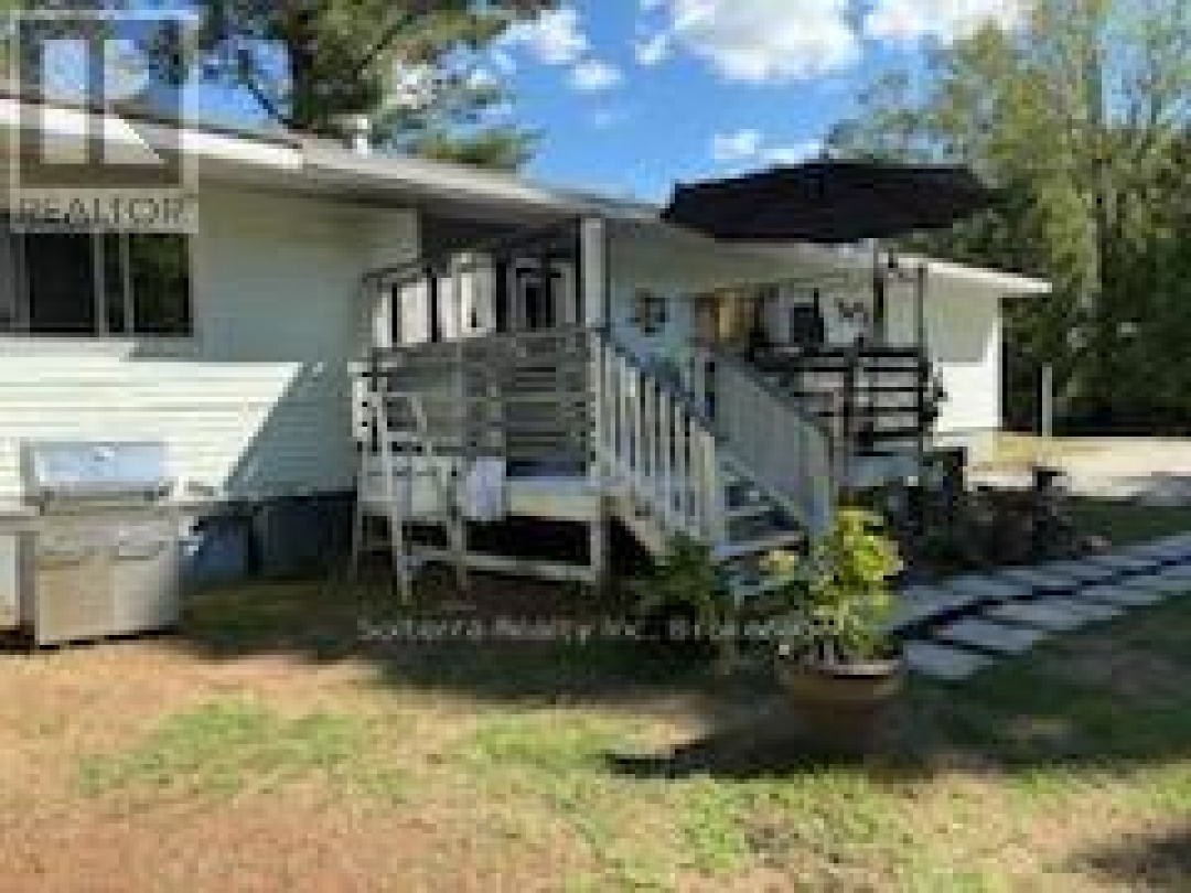 UNIT 402 - 1713 HIGHWAY 11, SOUTH S, 