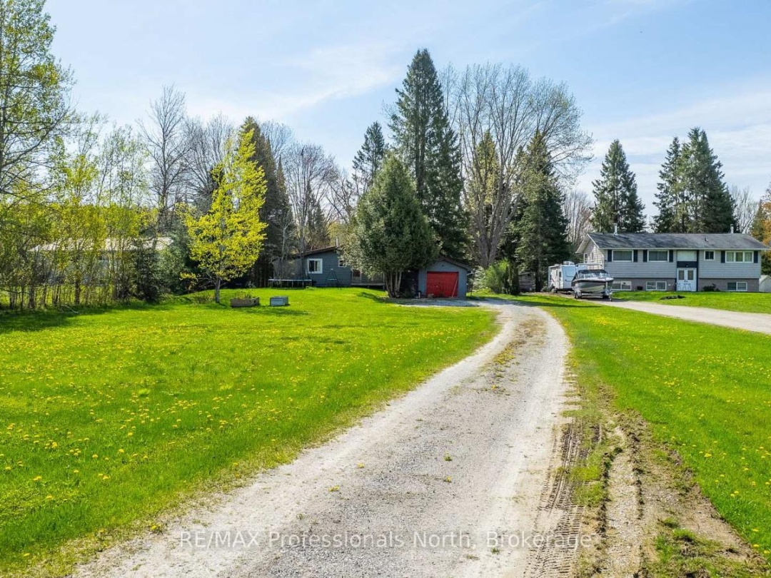 1093 Tiffany Lane, Gull Lake
