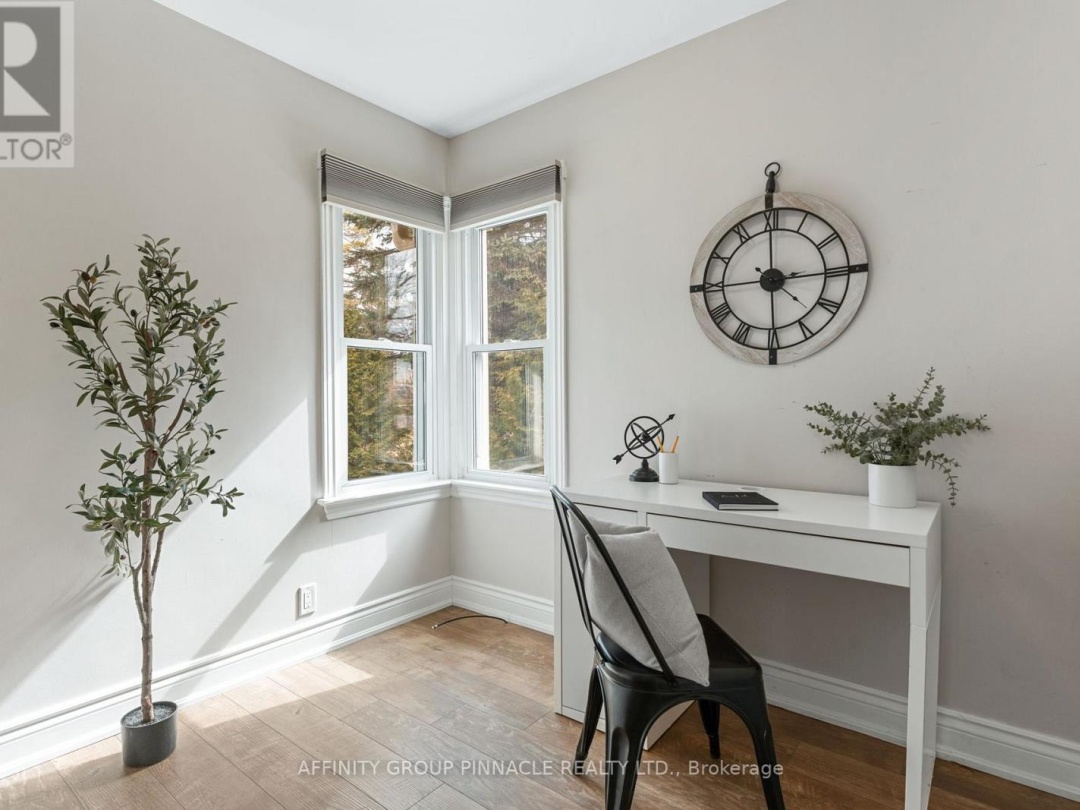 88 Simcoe Street, Lake Simcoe