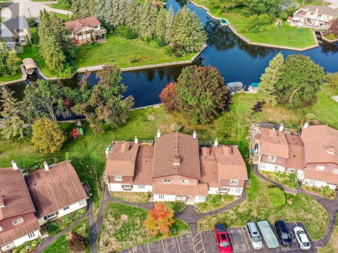 UNIT #7 - 70 LAGUNA PARKWAY, 