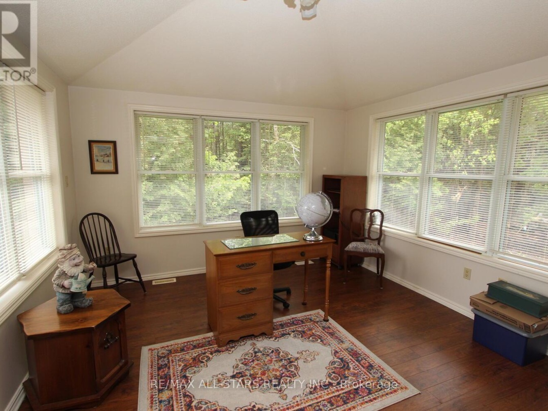 33 TATES BAY ROAD, 